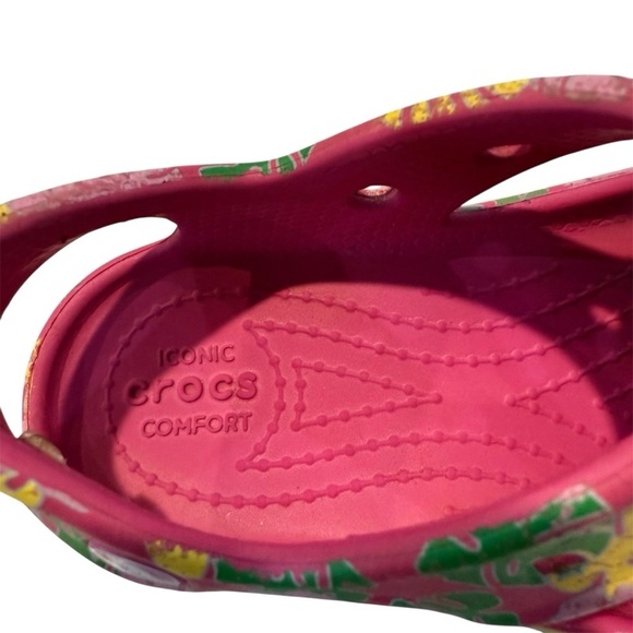CROCS Little Girl’s Sandal in Colorful Palm Leaf Pattern. Size C9 - Picture 5 of 7